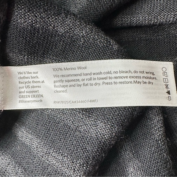 Eileen Fisher Merino Wool Sweater. Size Medium - Picture 5 of 5